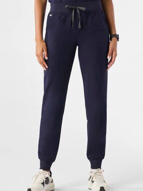Women's Figs Zamora jogger in navy - Small tall